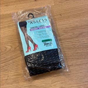 ASSETS by Sara Blakely Black Hosiery Essentials